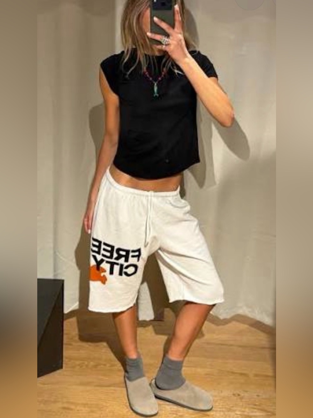 Freecity Cutoffs in Superwhite